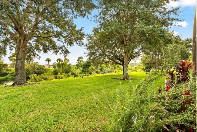 Building Photo - 10148 Malpas Point