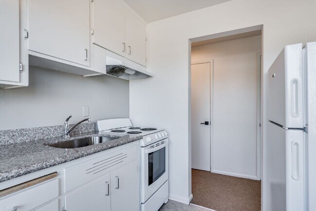 Building Photo - 3473 6th Ave NW