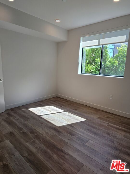 Building Photo - 740 Ridgeley Dr