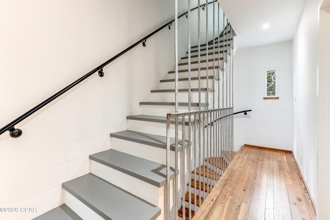 Building Photo - 2979 S County Hwy 395