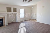 Building Photo - Beautiful 3-bedrooms, 2-baths home in the ...