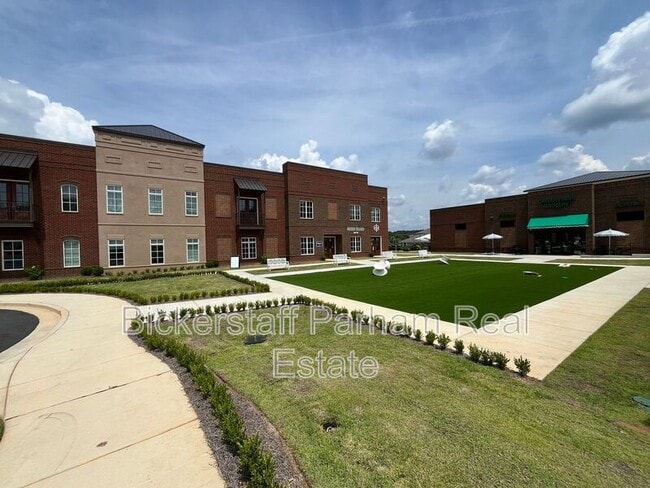 Building Photo - 6801 River Rd