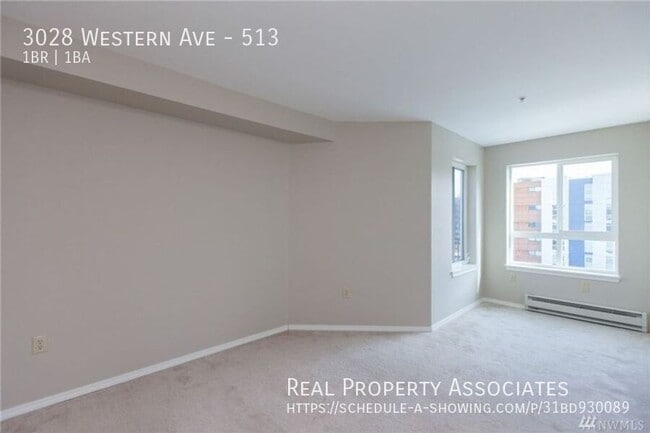 Building Photo - 3028 Western Ave