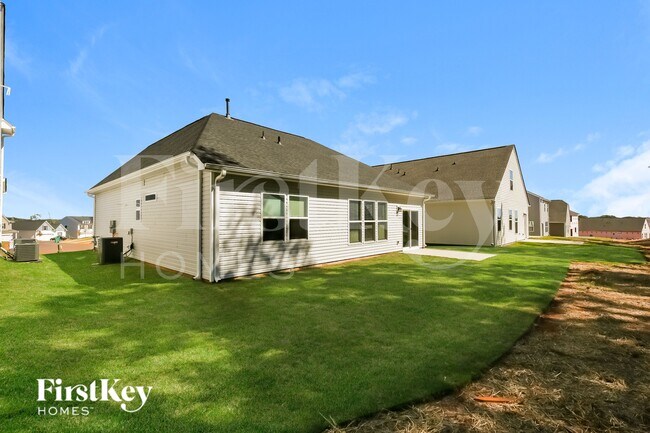 Building Photo - 1111 Mission Hill Ln