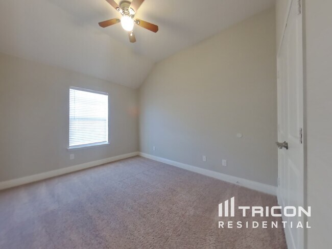 Building Photo - 3600 Meadowtrail Ln