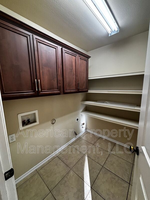 Building Photo - 4918 S 186th E Ave