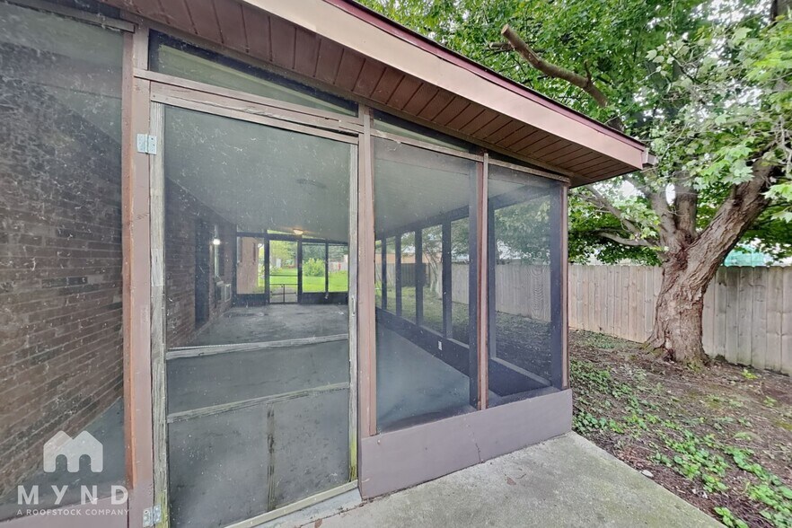Building Photo - 133 Georgetown Dr