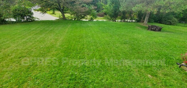 Building Photo - 317 Garden Hill Dr