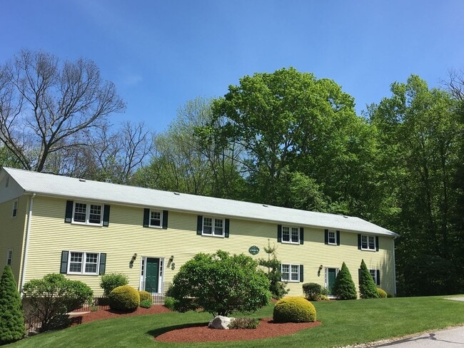 Building Photo - One bedroom apartment for rent in Andover Connecticut!