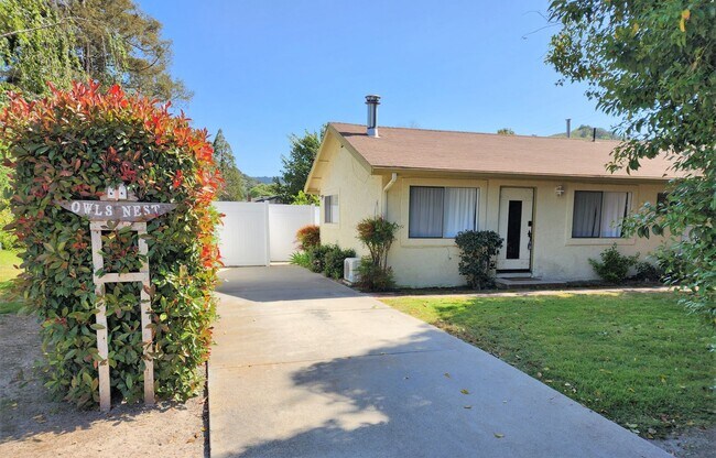 Building Photo - H410000