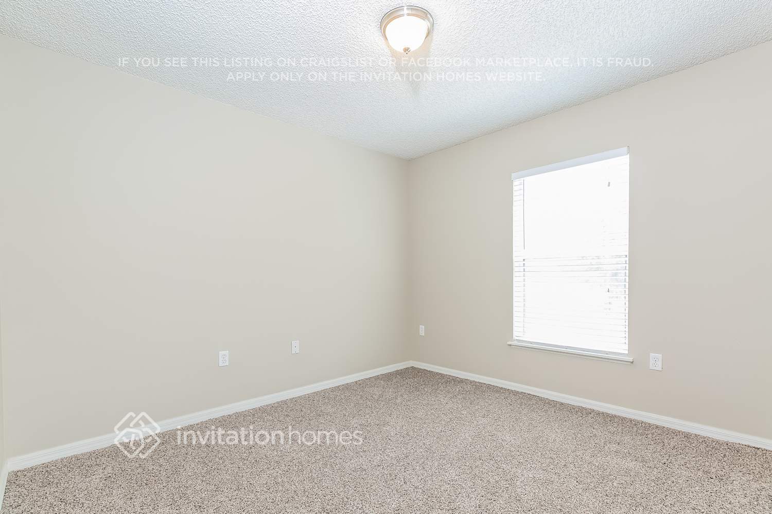 Building Photo - 1800 Brookshire Cir