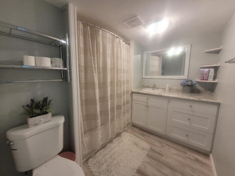 Building Photo - 40G Miriam St