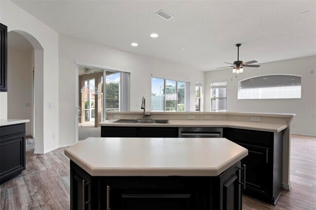 Building Photo - 6121 46th Ln E