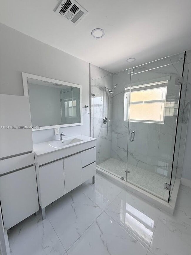 Building Photo - 119 SW 168th Terrace