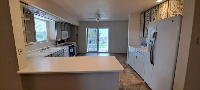 Building Photo - This Solid Build Home is Affordable & Spacious