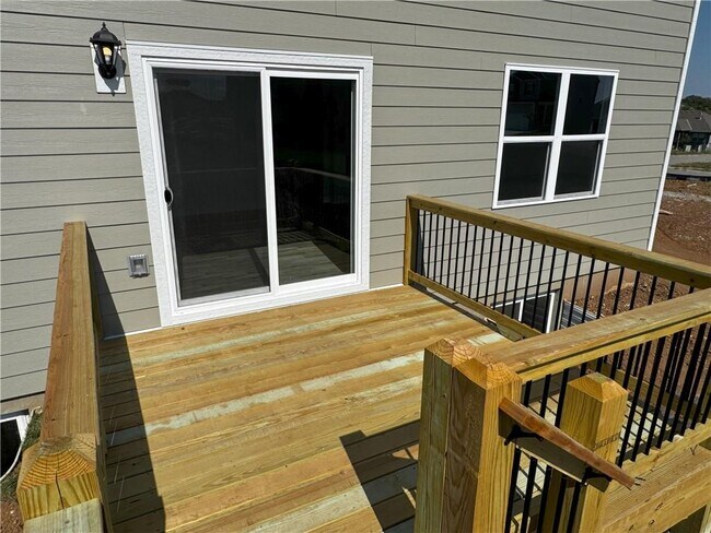 Building Photo - Karthik-Anu Spring Hill House