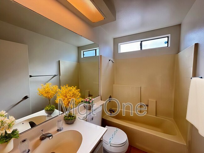 Building Photo - 14690 Agave St