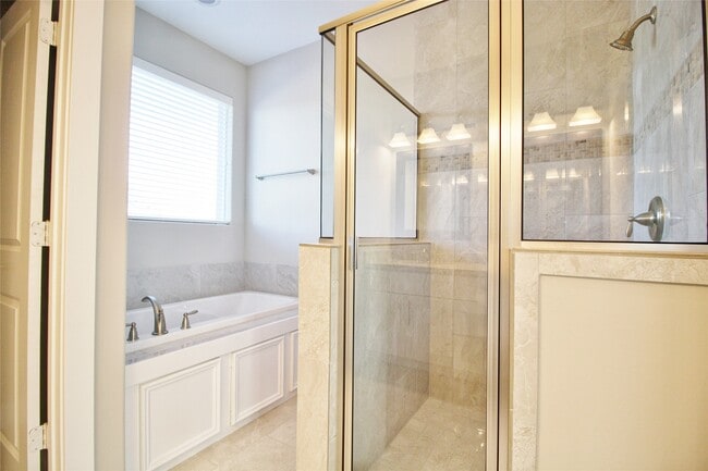 Building Photo - 709 Link Rd