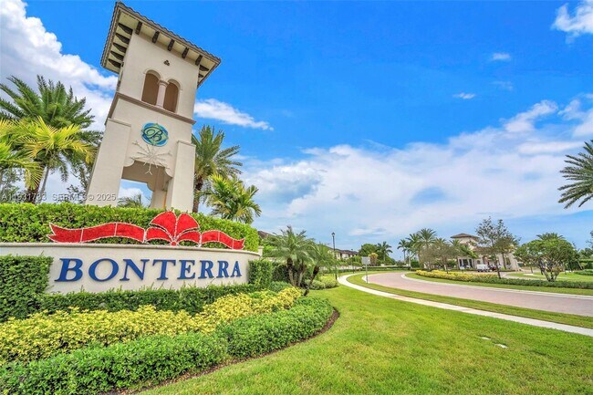 Building Photo - 9712 W 34th Ln