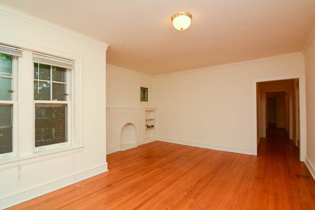 Building Photo - 4873 N Talman Ave