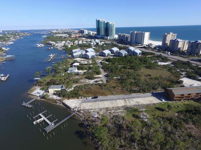 Building Photo - Island Dunes Resort