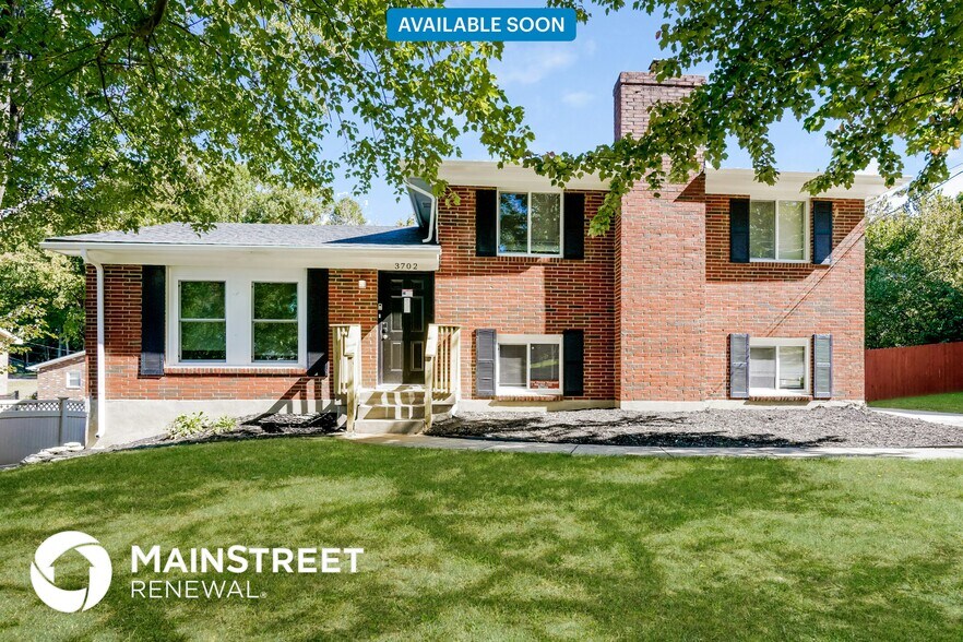 Primary Photo - 3702 Iron Horse Way