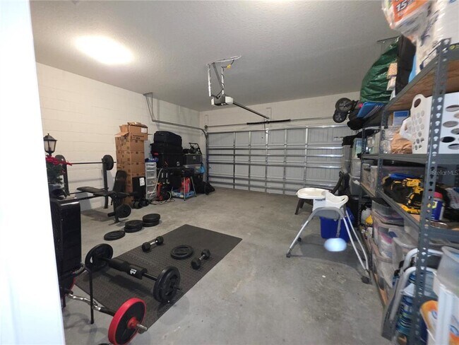 Building Photo - 1569 Effra Wy