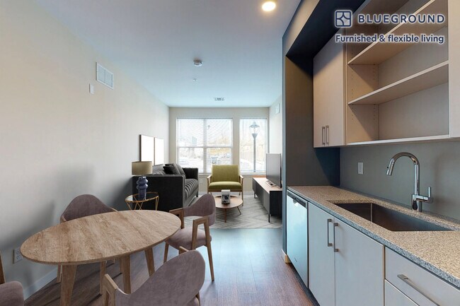 Building Photo - 79 Alexander St