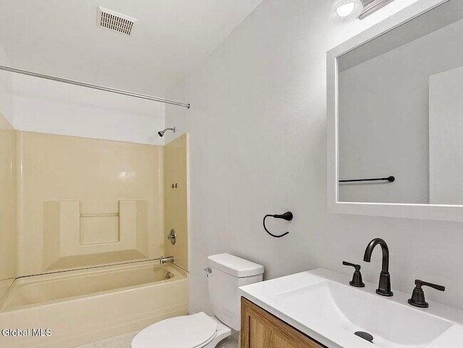 Building Photo - 19 Harvest Way