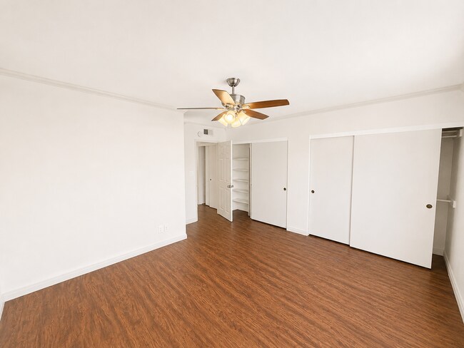 Building Photo - 6821 Alvarado Rd