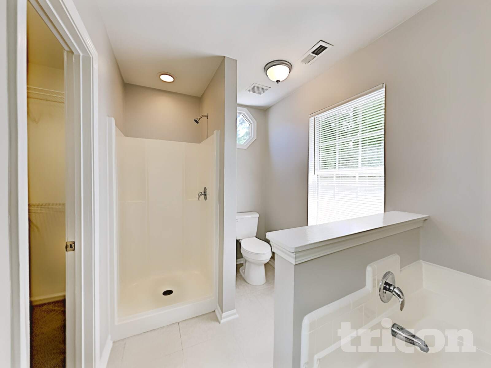 Building Photo - 1609 Silverberry Ct