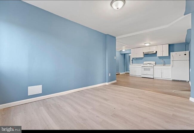 Building Photo - 96 Martins Ln