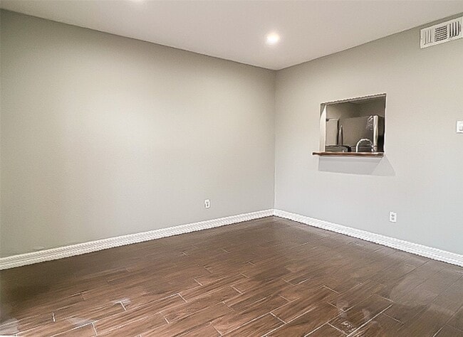 Building Photo - 1715 Moritz Dr