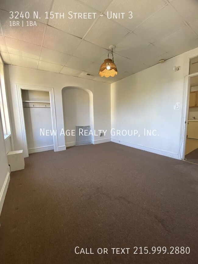 Building Photo - Spacious apartment available in North Philly!