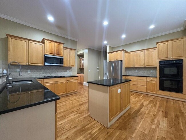 Building Photo - 5930 Abbotts Run Tr