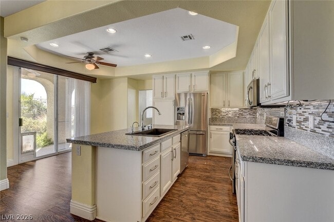 Building Photo - 408 Silver Prairie Ct