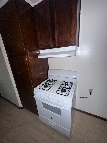 Building Photo - 14435 Califa St