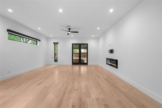 Building Photo - 5227 Lindsley Ave