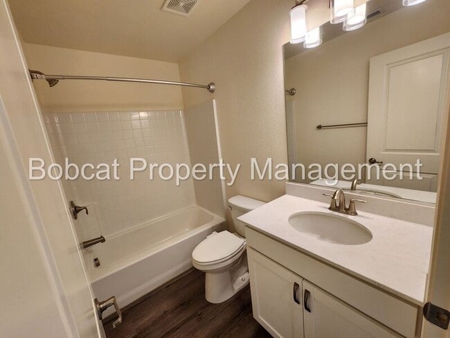 Building Photo - 1255 Correlli Ct
