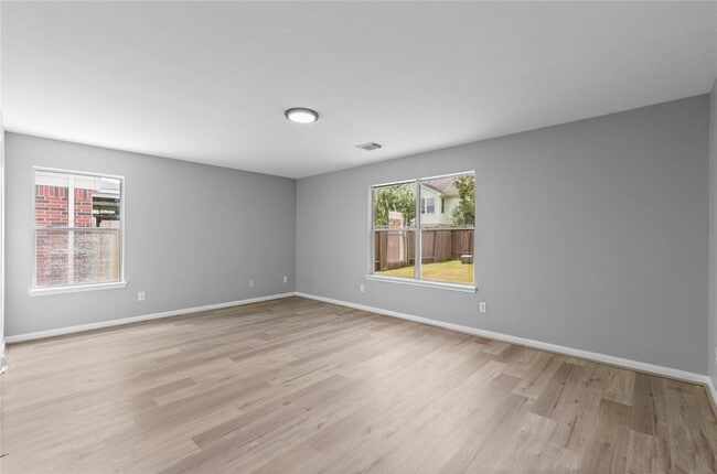 Building Photo - 1406 Hemple Dr