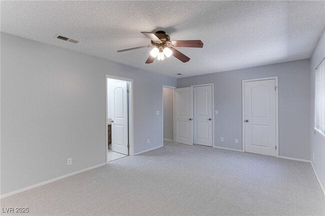 Building Photo - 3220 Weber Ct