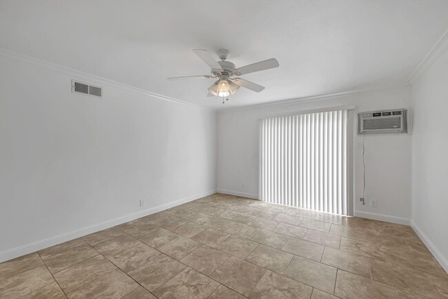 Building Photo - 1772 De Marietta Ave