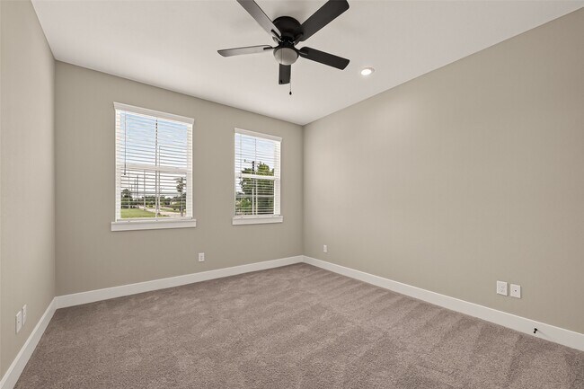 Building Photo - 5931 Wheatley St