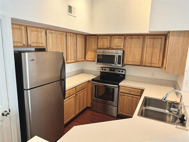 Building Photo - 13028 Plantation Park Cir