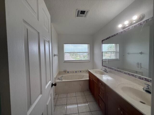 Building Photo - 1390 W 33rd St