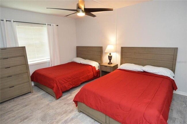 Building Photo - 3873 Pompano Dr SE