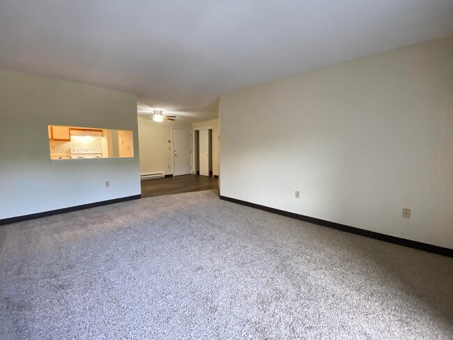 Building Photo - 121 Eastern Ave