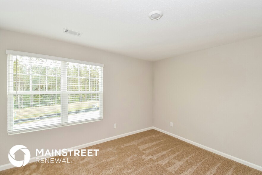 Building Photo - 301 Augusta Woods Dr