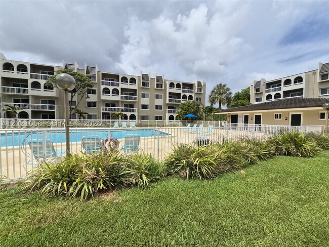Building Photo - 7830 Camino Real