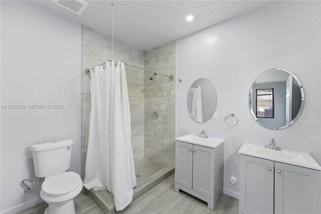 Building Photo - 1393 NW 31st Ave